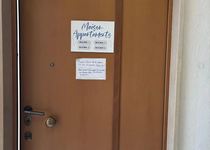 Maison Appartaments 3*