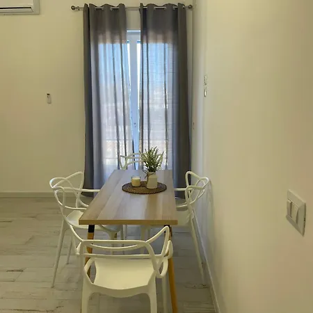 Pensiune Maison Appartaments Bari